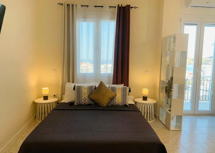 Caesar Deluxe Apartment In Ermoupoli