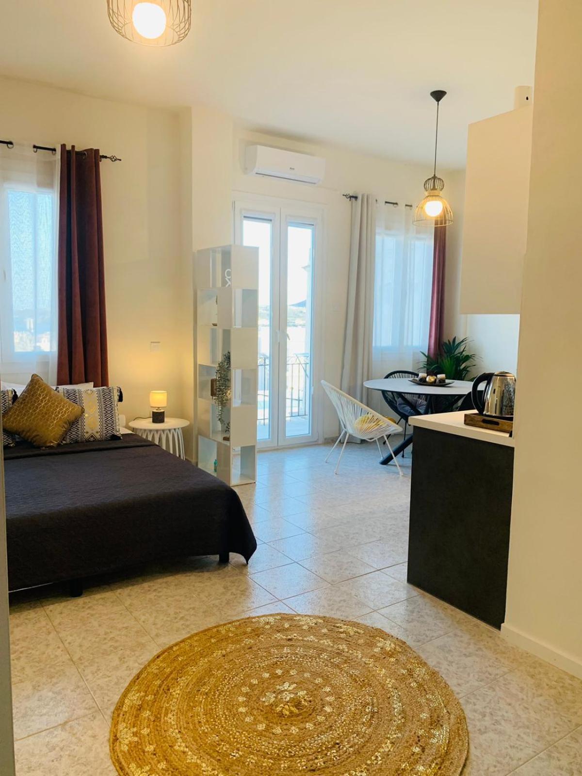 Apartment Caesar Deluxe In Ermoupoli